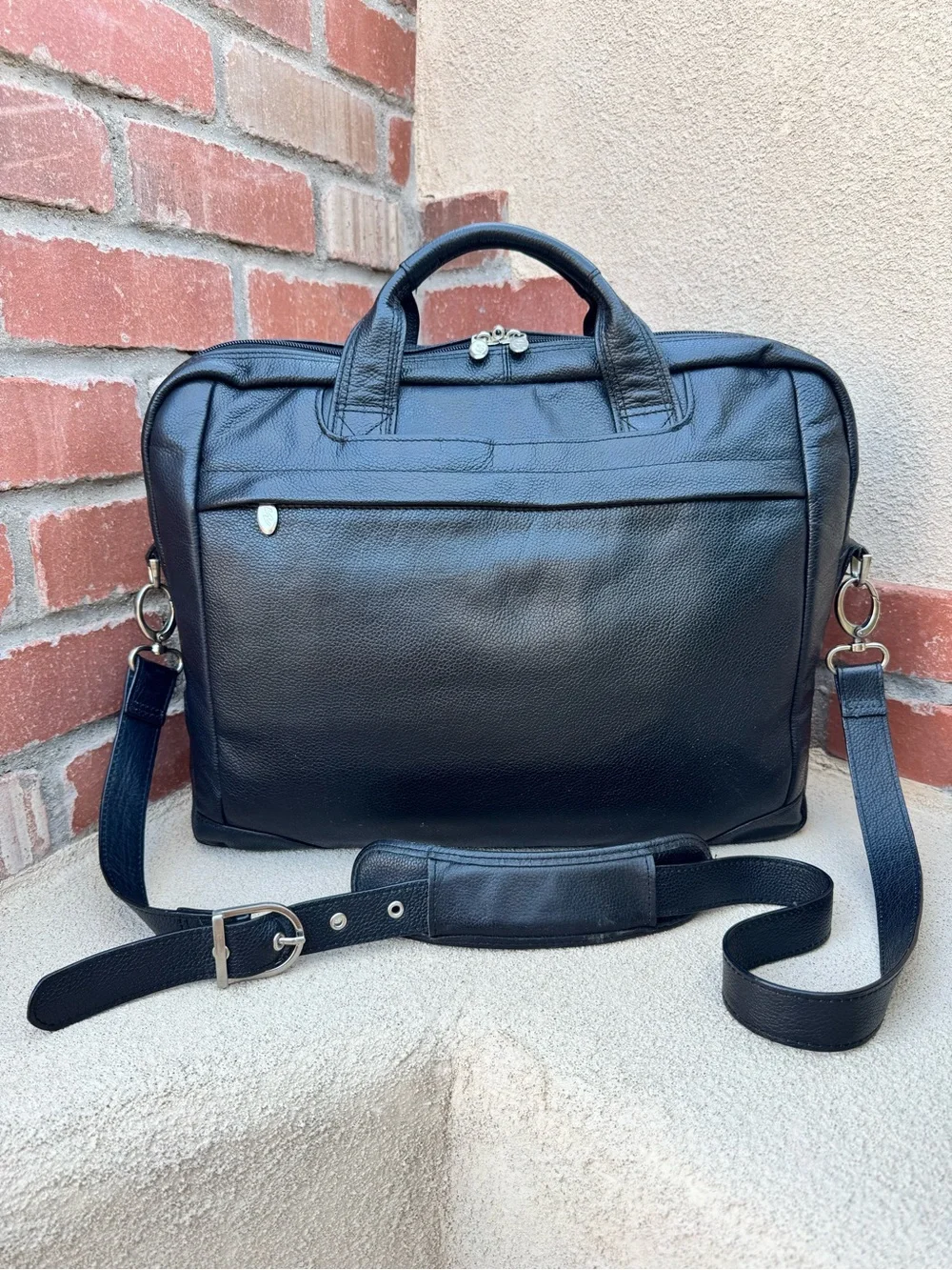 McKlein Bridgeport Black Leather Large 17” Laptop Briefcase